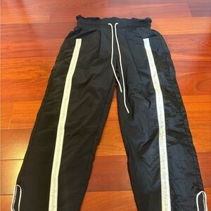 BNWT.  Free People Movement.  Champ Is Here Pants.  Size small.